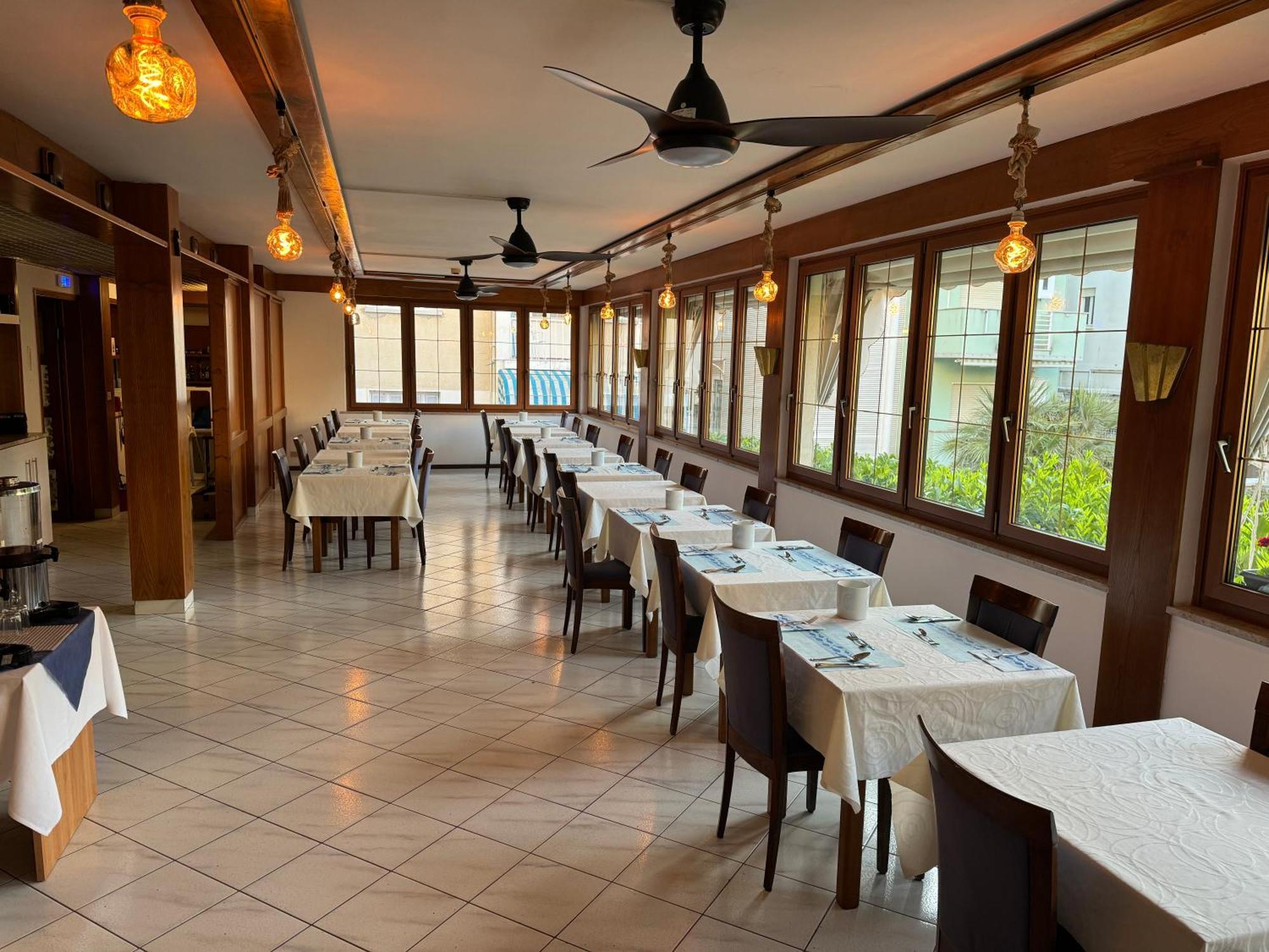 Augusta Hotel 3*